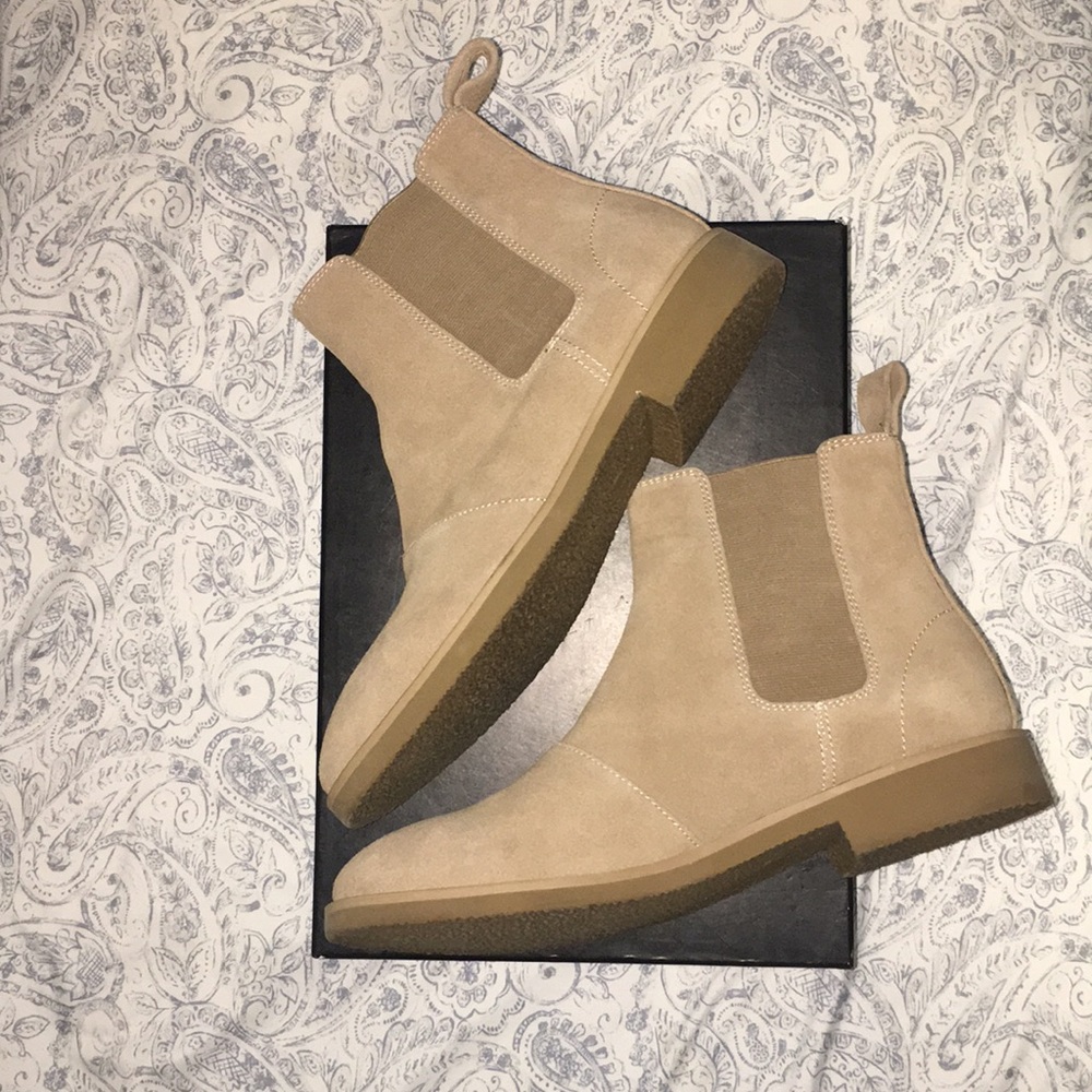 Foundation Chelsea boots size 9